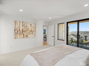 2214 Broadway E A, Seattle WA 98102