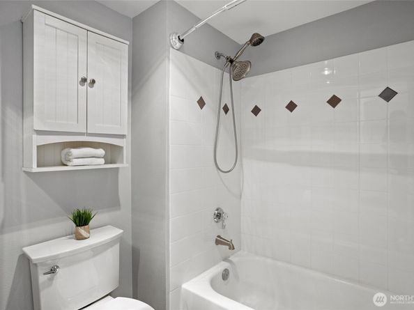 18501 SE Newport Way G132, Issaquah WA 98027