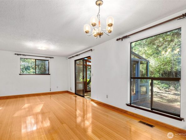 13375 Central Valley Road NE, Poulsbo WA 98370