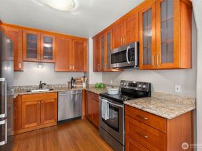2717 Franklin Avenue E 304, Seattle WA 98102