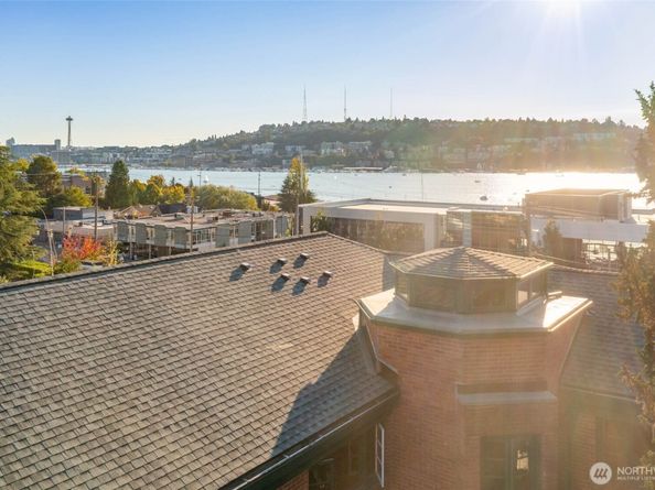 2717 Franklin Avenue E 304, Seattle WA 98102
