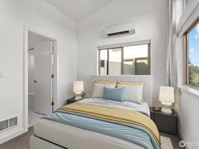 4270 S Greenbelt Station Drive, Seattle WA 98118