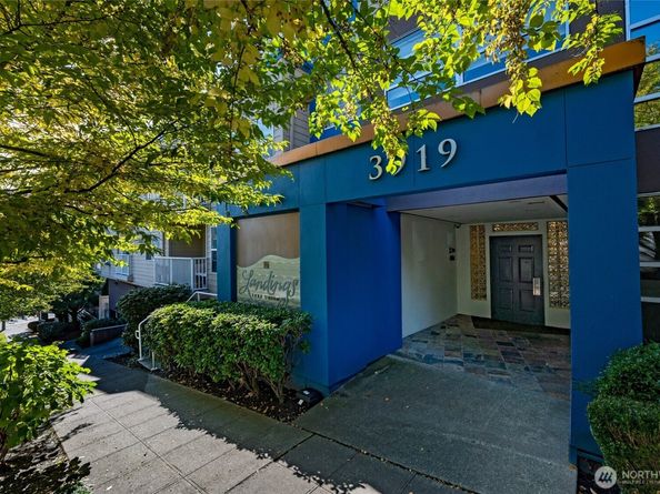 3919 Latona Avenue NE 307, Seattle WA 98103
