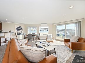 3919 Latona Avenue NE 307, Seattle WA 98103