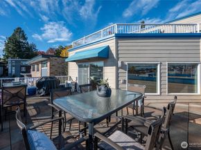 3919 Latona Avenue NE 307, Seattle WA 98103