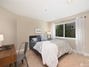 3919 Latona Avenue NE 307, Seattle WA 98103
