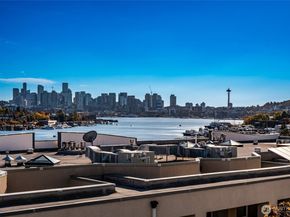 3919 Latona Avenue NE 307, Seattle WA 98103