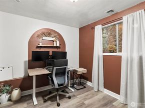 18619 Butternut Road, Lynnwood WA 98037