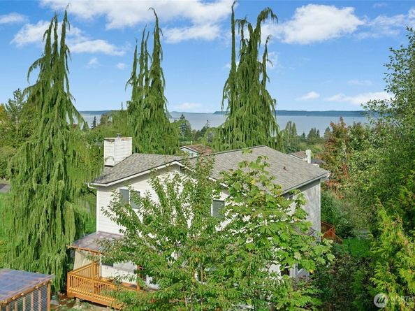 2408 Viewcrest Avenue, Everett WA 98203