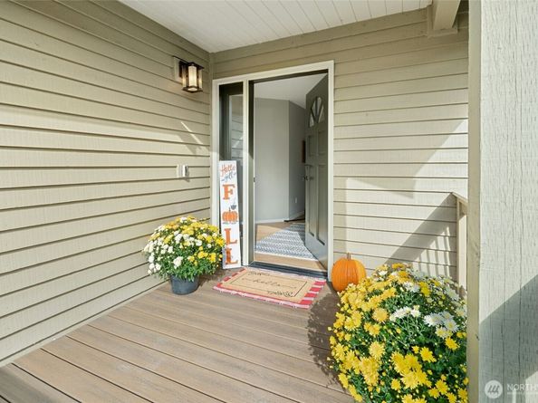 2408 Viewcrest Avenue, Everett WA 98203