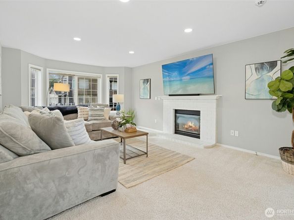2408 Viewcrest Avenue, Everett WA 98203