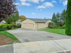 2408 Viewcrest Avenue, Everett WA 98203