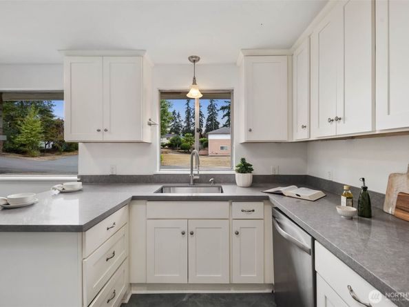 20314 N Park Avenue N, Shoreline WA 98133