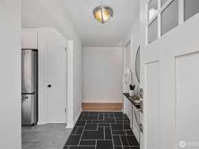 20314 N Park Avenue N, Shoreline WA 98133