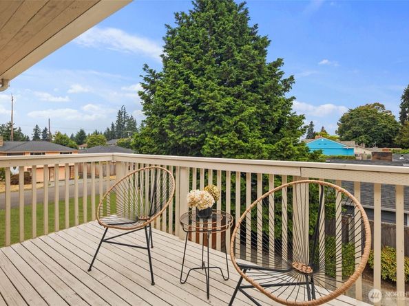 20314 N Park Avenue N, Shoreline WA 98133