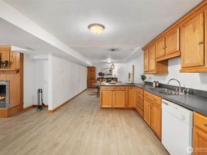 20314 N Park Avenue N, Shoreline WA 98133