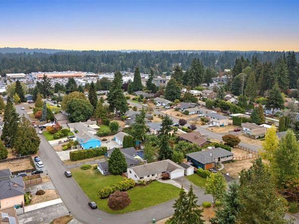 20314 N Park Avenue N, Shoreline WA 98133