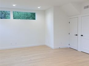 7339 21st Avenue NE, Seattle WA 98115