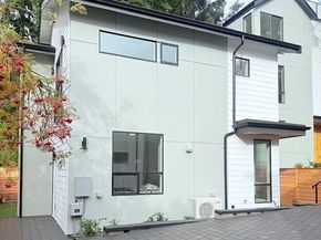 7339 21st Avenue NE, Seattle WA 98115