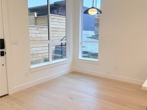 7339 21st Avenue NE, Seattle WA 98115