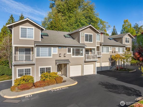 18544 NE 57th Street, Redmond WA 98052