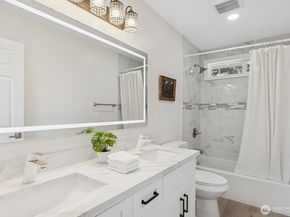 16828 Ambaum Boulevard S, Burien WA 98148
