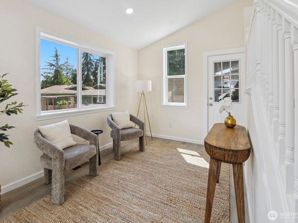 16828 Ambaum Boulevard S, Burien WA 98148