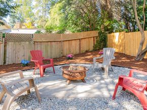 16828 Ambaum Boulevard S, Burien WA 98148