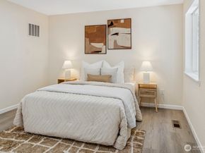 16828 Ambaum Boulevard S, Burien WA 98148