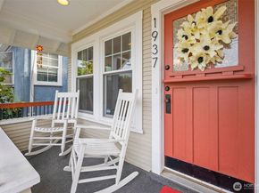 1937 5th St, Bremerton WA 98337