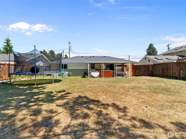 9414 Sharon Drive, Everett WA 98204