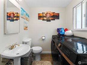 9414 Sharon Drive, Everett WA 98204