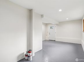 3225 165th Avenue SE, Bellevue WA 98008