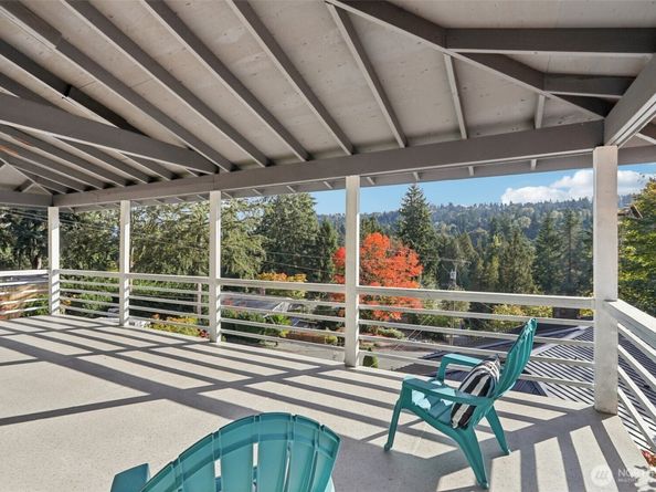 3225 165th Avenue SE, Bellevue WA 98008