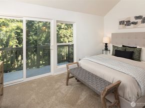 1900 N Northgate Way 1944, Seattle WA 98133
