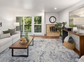 1900 N Northgate Way 1944, Seattle WA 98133