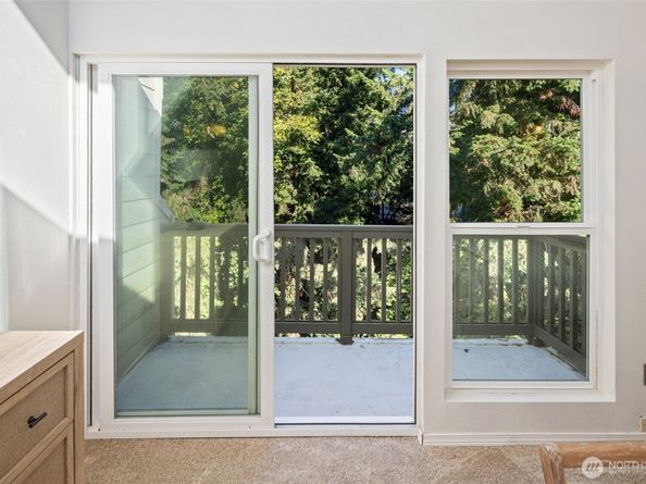 1900 N Northgate Way 1944, Seattle WA 98133