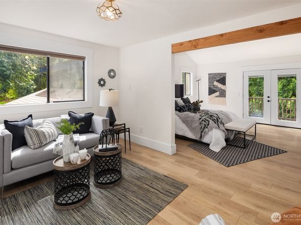 14235 248th Place SE, Issaquah WA 98027