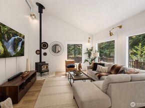 14235 248th Place SE, Issaquah WA 98027