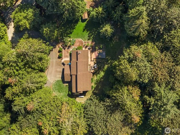 14235 248th Place SE, Issaquah WA 98027