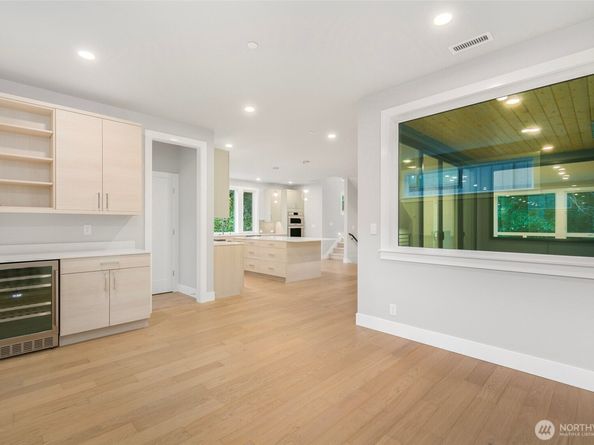 13016 SE 19th Court, Bellevue WA 98005