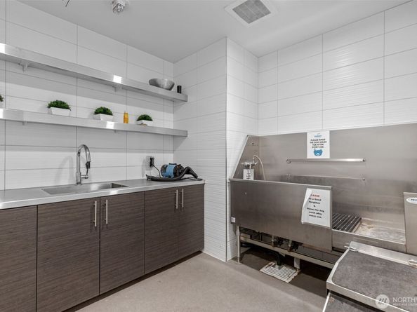 1321 Seneca Street 1507, Seattle WA 98101