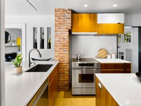 3618 Whitman Avenue N, Seattle WA 98103