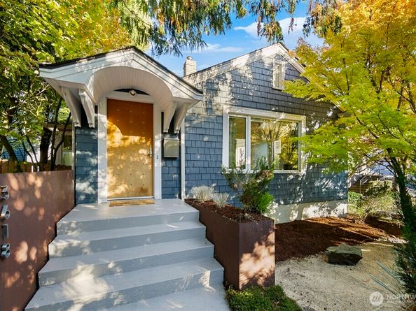 3618 Whitman Avenue N, Seattle WA 98103
