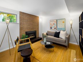 3618 Whitman Avenue N, Seattle WA 98103