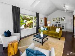 3618 Whitman Avenue N, Seattle WA 98103