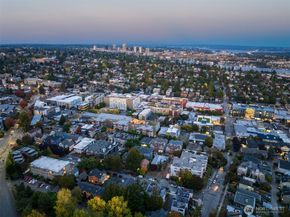 3618 Whitman Avenue N, Seattle WA 98103
