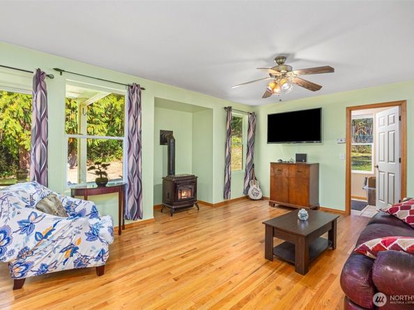 24165 Port Gamble Road NE, Poulsbo WA 98370