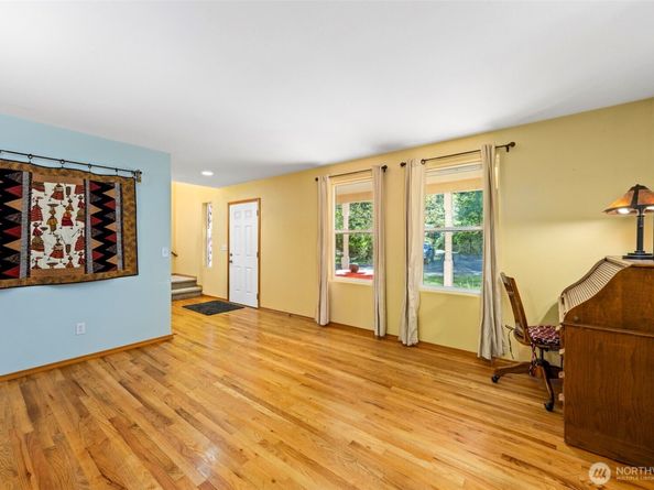 24165 Port Gamble Road NE, Poulsbo WA 98370