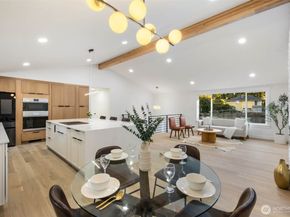 16044 Greenwood Avenue N, Shoreline WA 98133